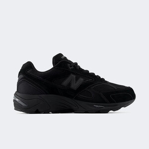 New Balance 880R "Triple Black" | U880R3PC New Balance 880R "Triple Black" | U880R3PC