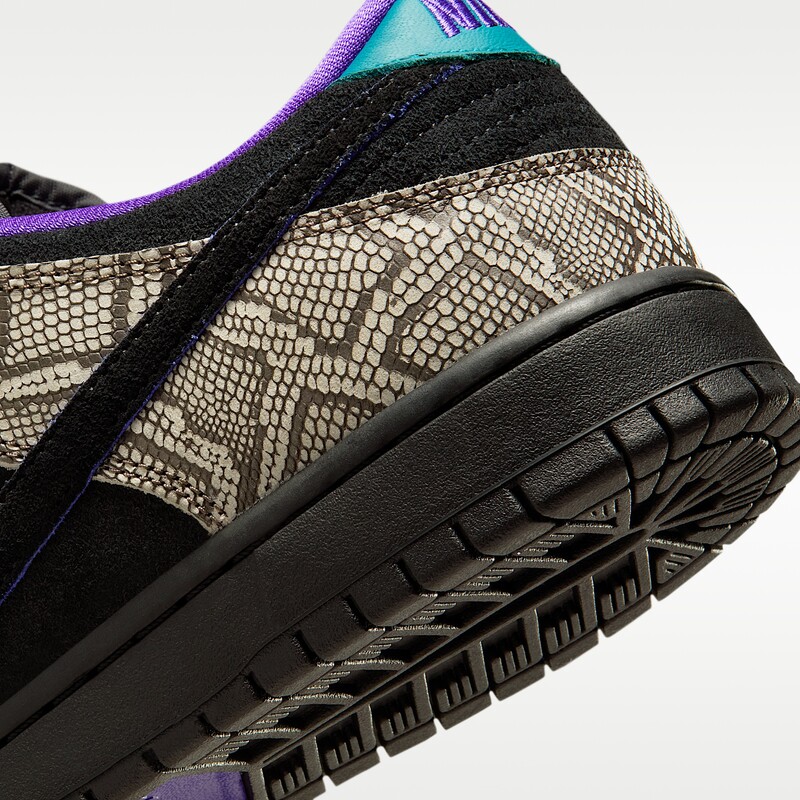 Dashawn Jordan x Nike SB Dunk Low | IB6208-200