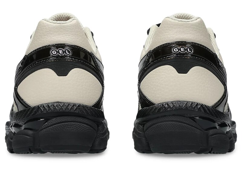 Asics Gel-Cumulus 16 "Desert Rose" | 1203B003-200