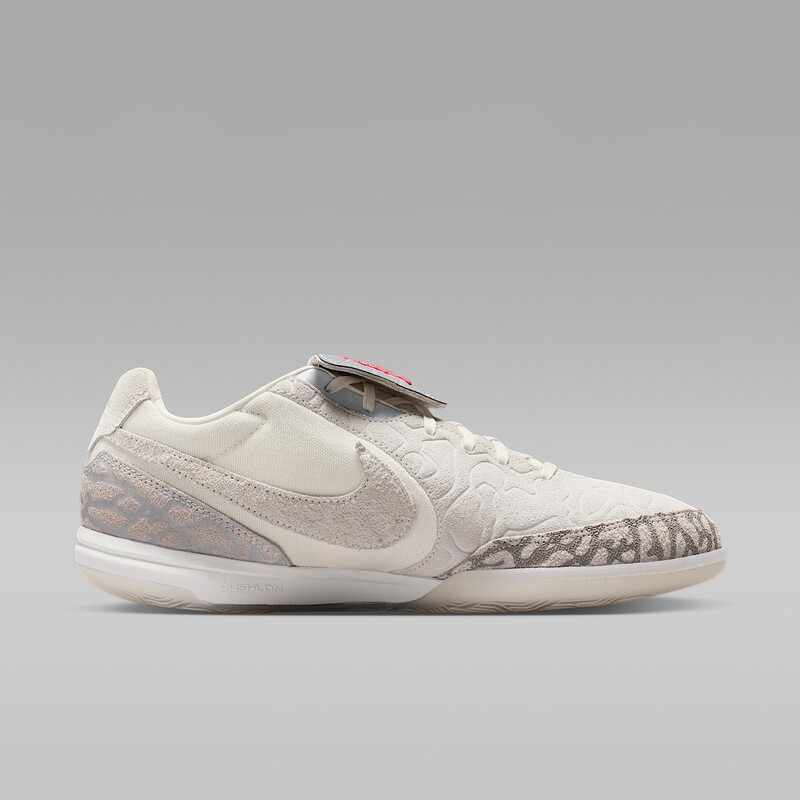 Jordan Tiempo Streetgato SE "Phantom" | II7579-016