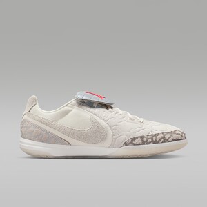 Jordan Tiempo Streetgato SE "Phantom" | II7579-016