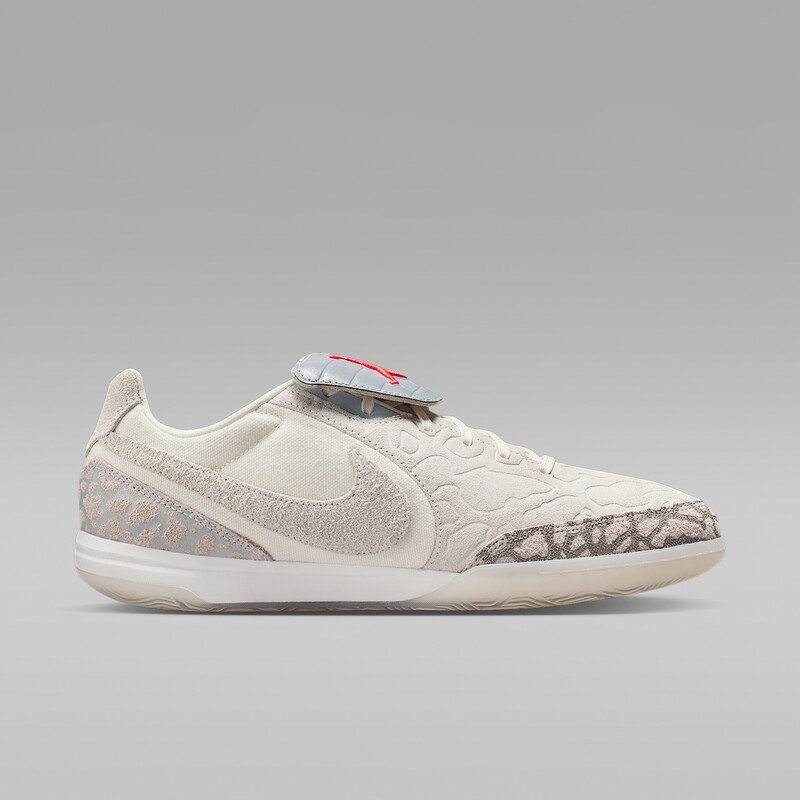 Jordan Tiempo Streetgato SE "Phantom" | II7579-016