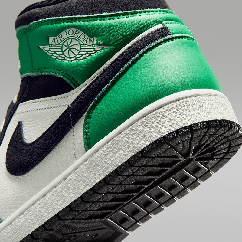 Air Jordan 1 Mid SE "Lucky Green" | II9812-100