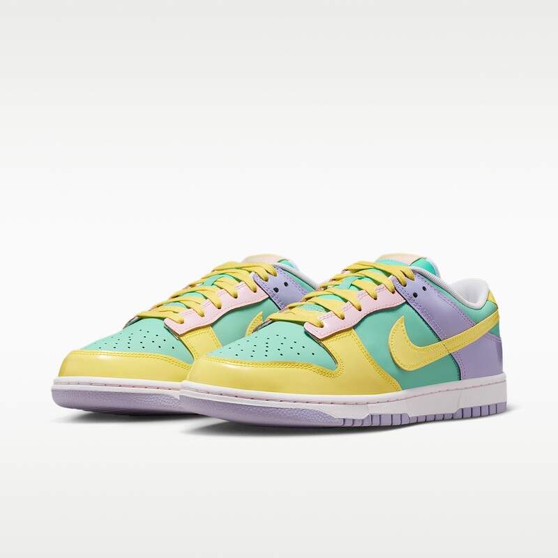 Nike Dunk Low "Easter 2026" | IQ9404-349