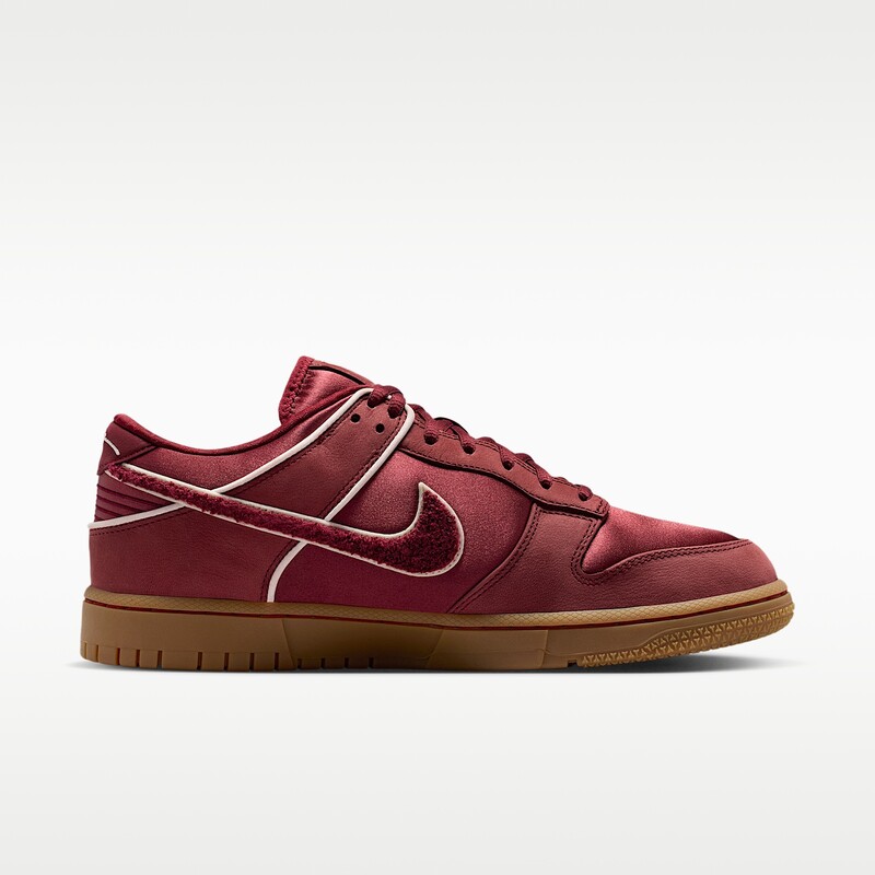 Kobe Bryant x Nike Dunk Low "Lower Merion Aces" | IM0581-600