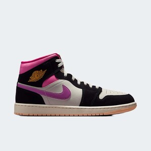 Air Jordan 1 Mid SE "World Tour" | II3789-001