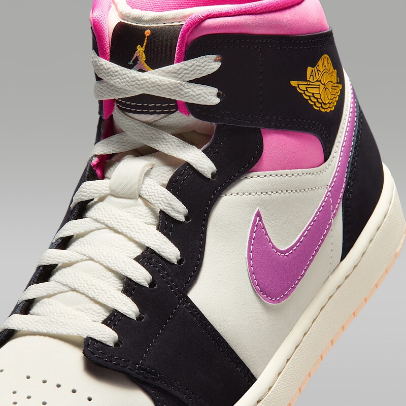 Air Jordan 1 Mid SE "World Tour" | II3789-001 Air Jordan 1 Mid SE "World Tour" | II3789-001