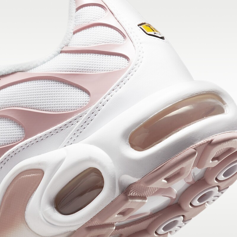Nike Air Max Plus "Pink Oxford" | DM2362-101