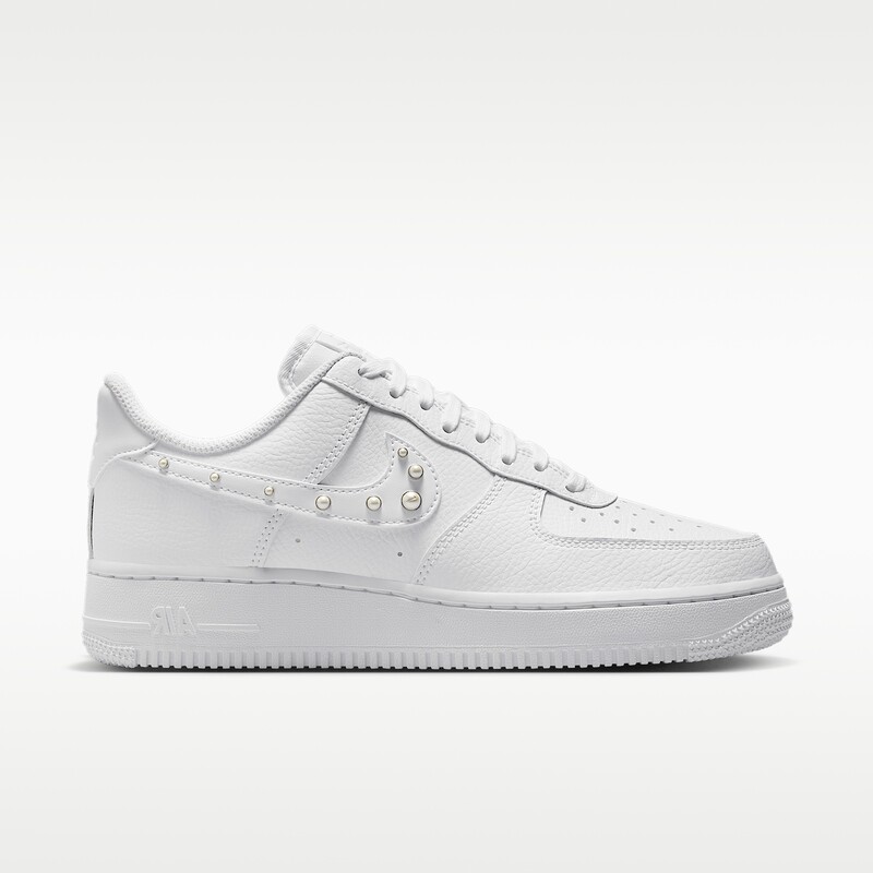 Nike Air Force 1 '07 "Pearlized" | IU7557-100 Nike Air Force 1 '07 "Pearlized" | IU7557-100