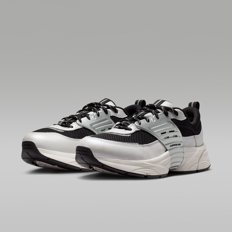 Jordan Trunner O/S "Photon Dust" | IB3722-010