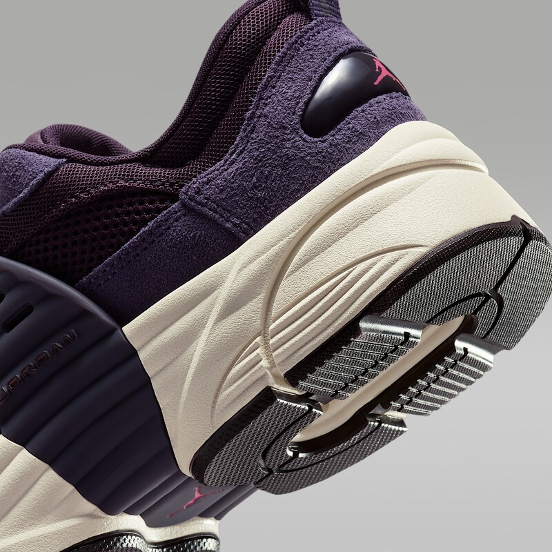 Jordan Trunner O/S "Burgundy Ash" | IB3722-601 Jordan Trunner O/S "Burgundy Ash" | IB3722-601