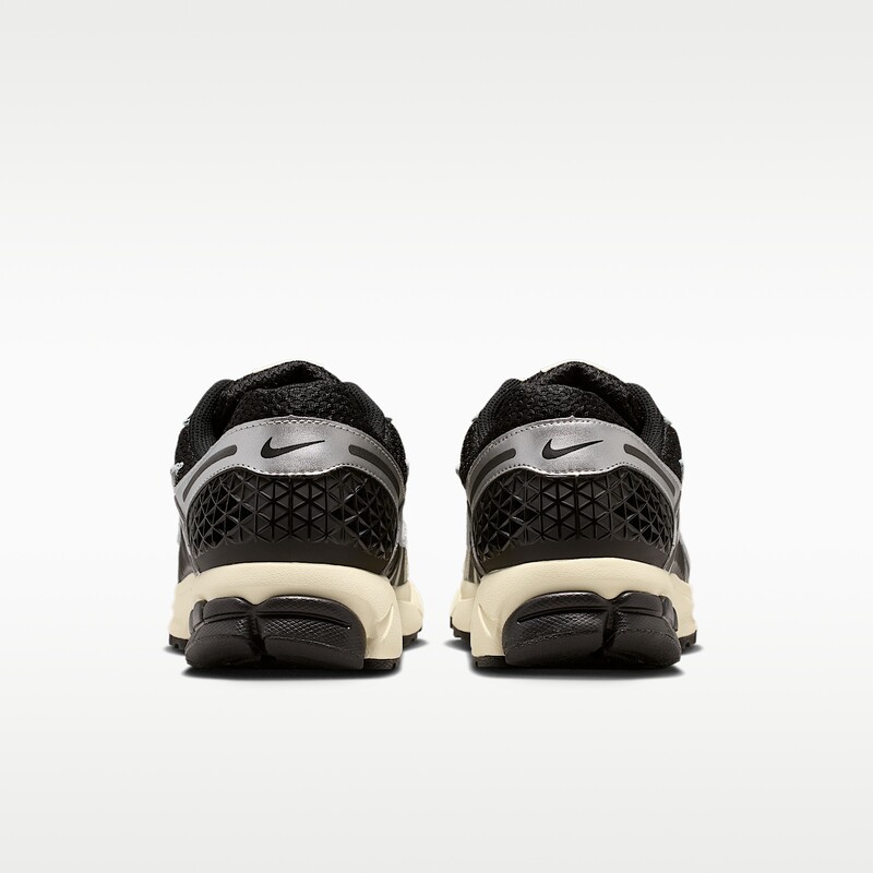 Nike Zoom Vomero 5 "Black/Silver" | IM3486-003 Nike Zoom Vomero 5 "Black/Silver" | IM3486-003