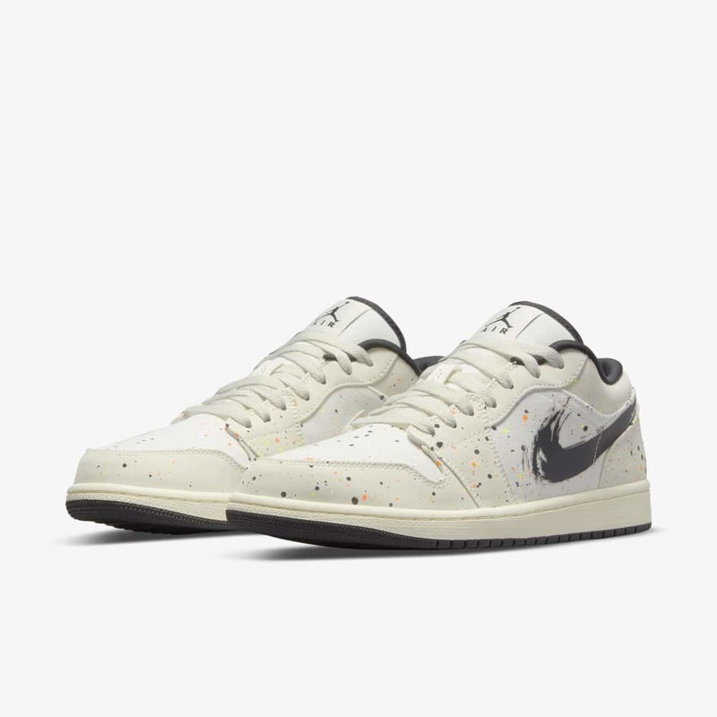 Air Jordan 1 Low SE Brushstroke | DM3528-100