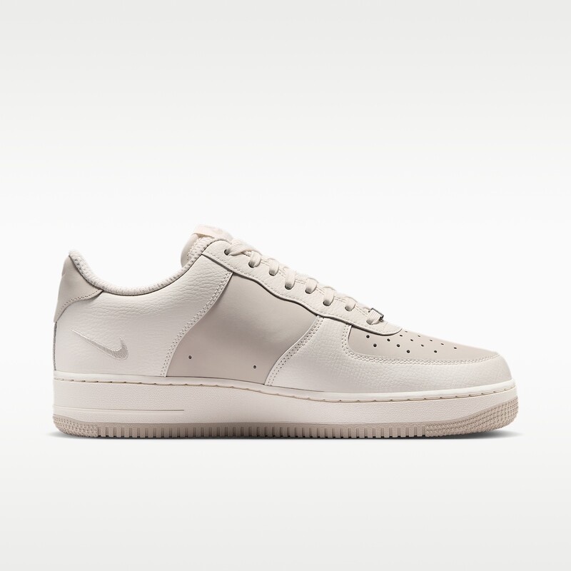 Nike Air Force 1 '07 LV8 "Light Bone" | IR1475-133