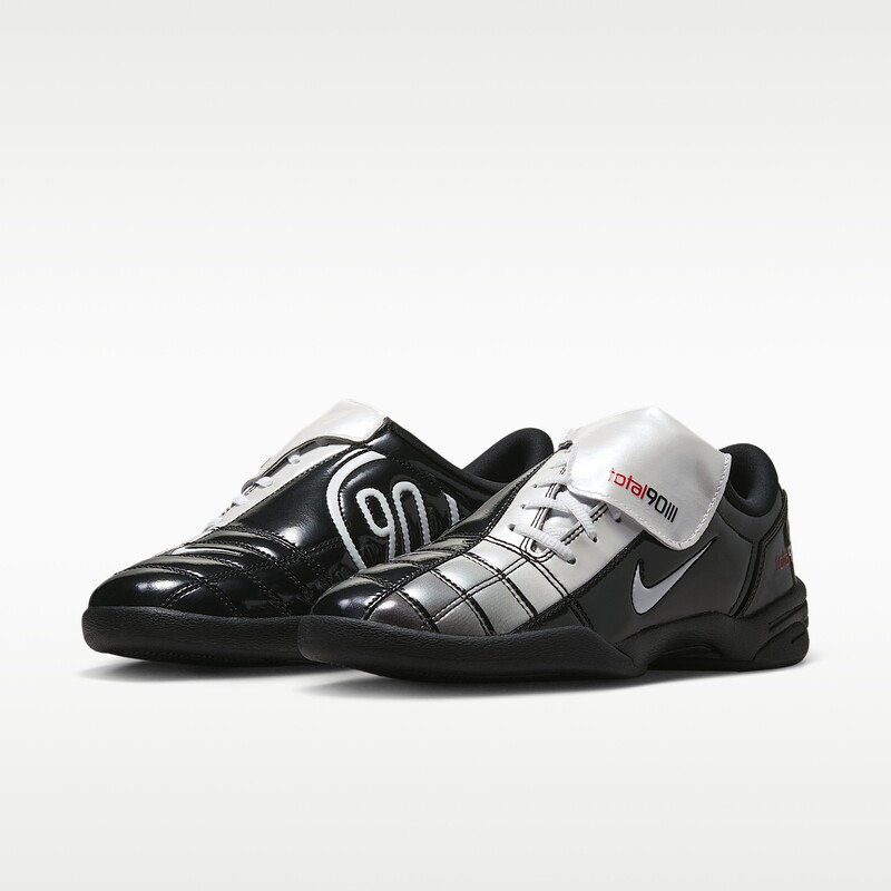 Nike Total 90 SE "Black/White" | IO2389-001 Nike Total 90 SE "Black/White" | IO2389-001