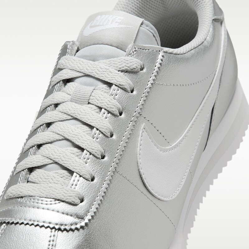 Nike Cortez "Metallic Silver" | IR0042-001 Nike Cortez "Metallic Silver" | IR0042-001