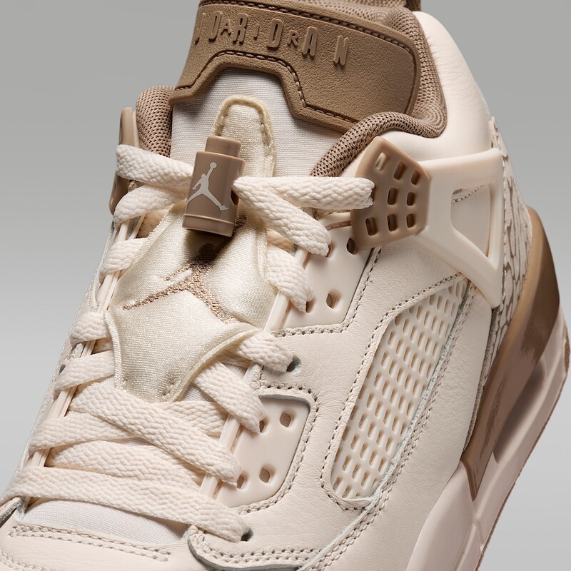 Jordan Spizike Low "Pale Ivory" | IR1836-100 Jordan Spizike Low "Pale Ivory" | IR1836-100