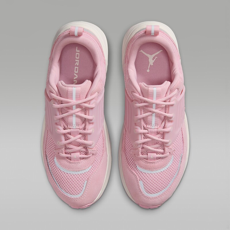 Jordan Trunner O/S "Iced Carmine" | IR1839-607