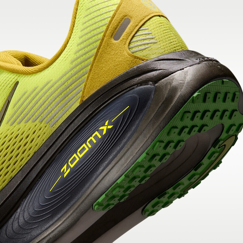 Nike Vomero 18 SE "Sonic Yellow" | IQ3413-704