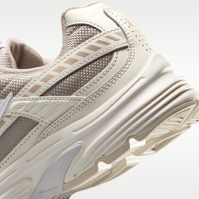 Nike Initiator "Sail" | 394053-105 Nike Initiator "Sail" | 394053-105