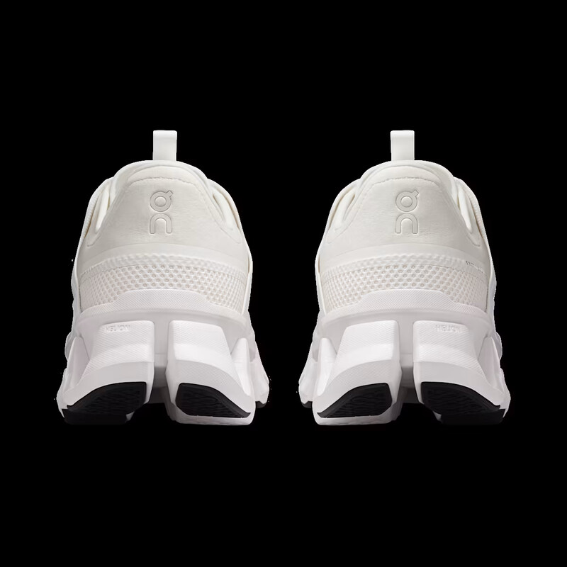 On Cloudswift Amp "White" | 3MG10461200