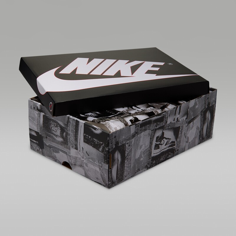 Air Jordan 1 High OG "Flight Club" | II9811-001