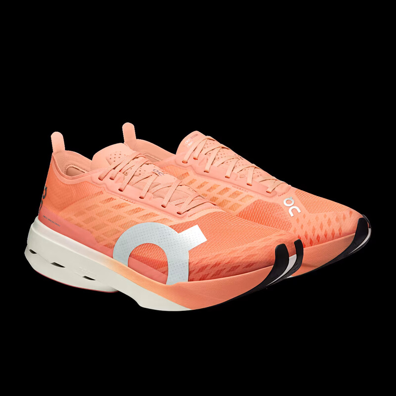 On Cloudboom Strike "Sunstone/White" | 3ME30484836