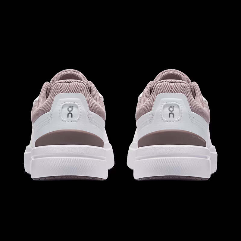 On THE ROGER Advantage "White/Heron" | 3WF30390990