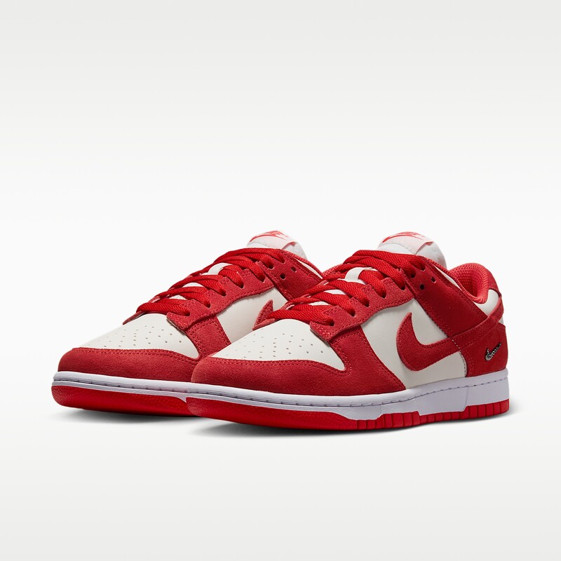 Nike Dunk Low "Light Crimson" | IO4244-103