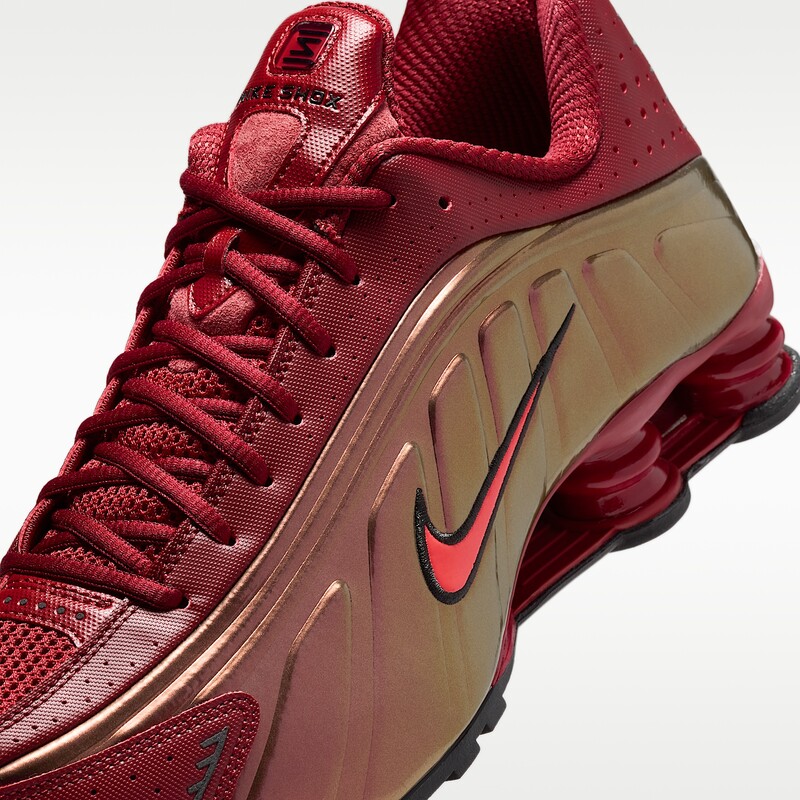 Nike Shox R4 "Iron Man" | IH4406-600