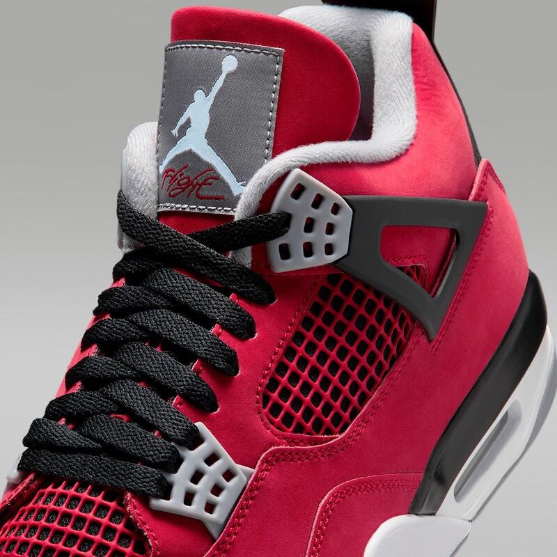 Air Jordan 4 Retro "Toro Bravo 2026" | FQ8138-600