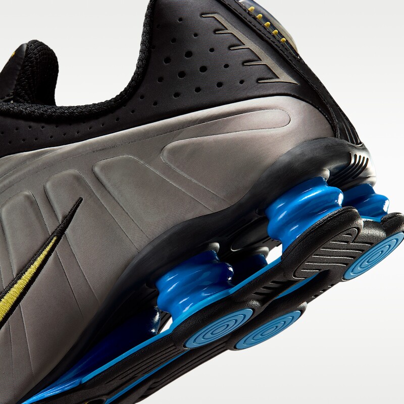 Nike Shox R4 „Brazil“ | IO8134-001 Nike Shox R4 „Brazil“ | IO8134-001