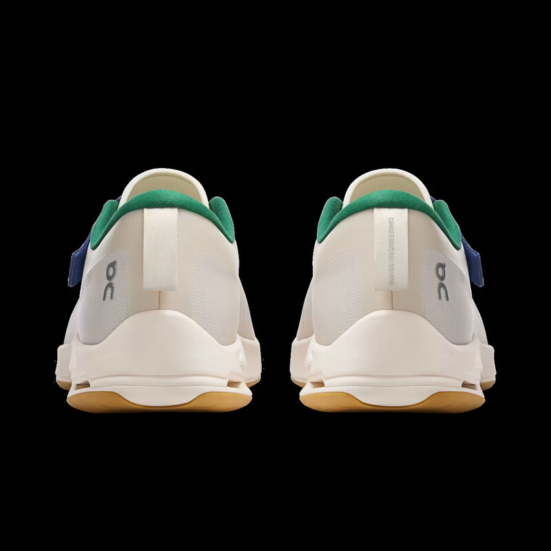 On Cloudnova Moon "Dew/Spruce" | 3MG10815461 On Cloudnova Moon "Dew/Spruce" | 3MG10815461