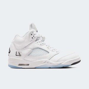 Air Jordan 5 "White Metallic" | HQ7978-103 Air Jordan 5 "White Metallic" | HQ7978-103