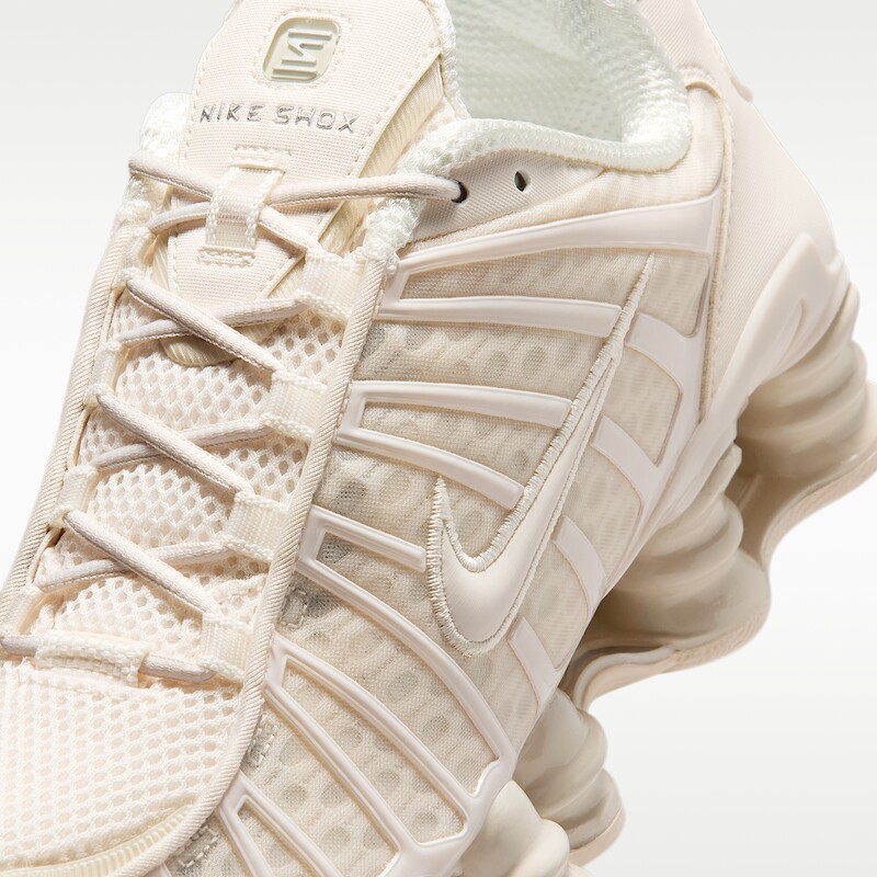 Nike Shox TL "Chalk" | AR3566-107
