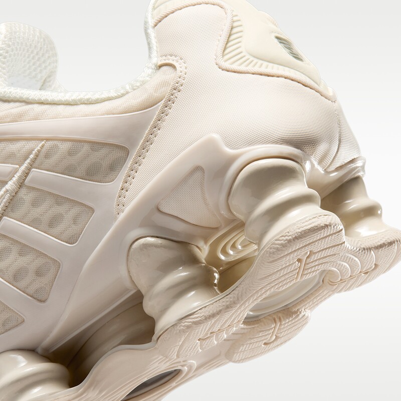 Nike Shox TL "Chalk" | AR3566-107