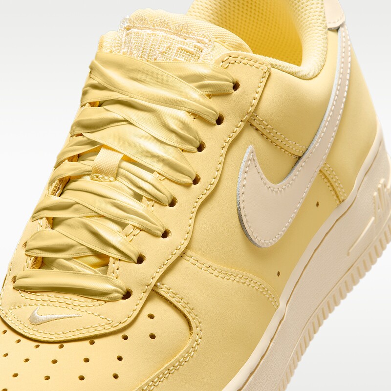 Nike Air Force 1 Retro Premium "Soft Yellow" | IR0871-700 Nike Air Force 1 Retro Premium "Soft Yellow" | IR0871-700