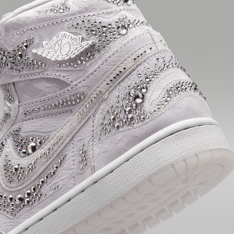 Swarovski x Air Jordan 1 Retro High OG "Vast Grey" | HF6248-002