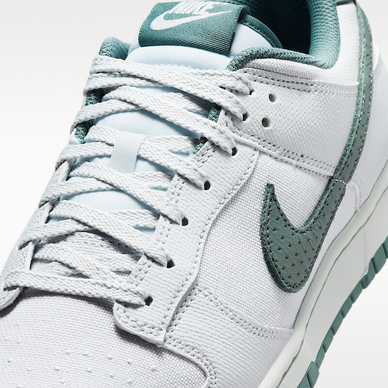 Nike Dunk Low Retro "Pure Platinum" | IH1940-002 Nike Dunk Low Retro "Pure Platinum" | IH1940-002