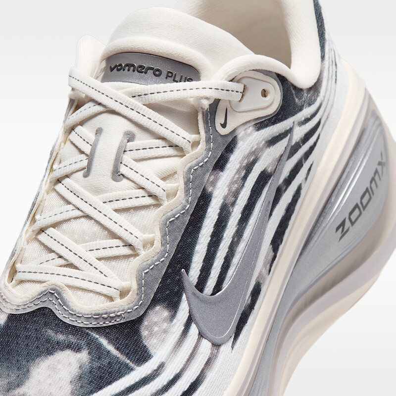 Nike Vomero Plus SE "Phantom/Anthracite" | IH2091-002 Nike Vomero Plus SE "Phantom/Anthracite" | IH2091-002