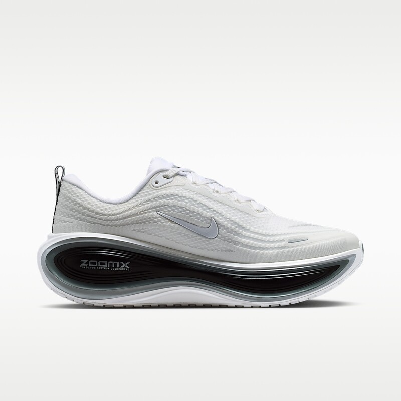 Nike Vomero Plus "Metallic Silver" | II7181-102 Nike Vomero Plus "Metallic Silver" | II7181-102