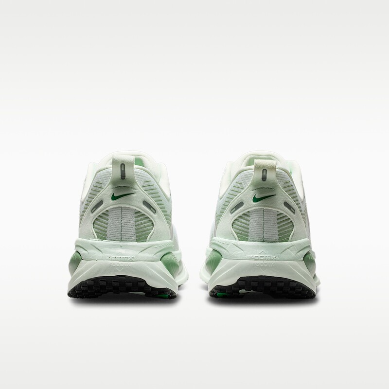 Nike Vomero 18 "Barely Green" | HM6804-300 Nike Vomero 18 "Barely Green" | HM6804-300