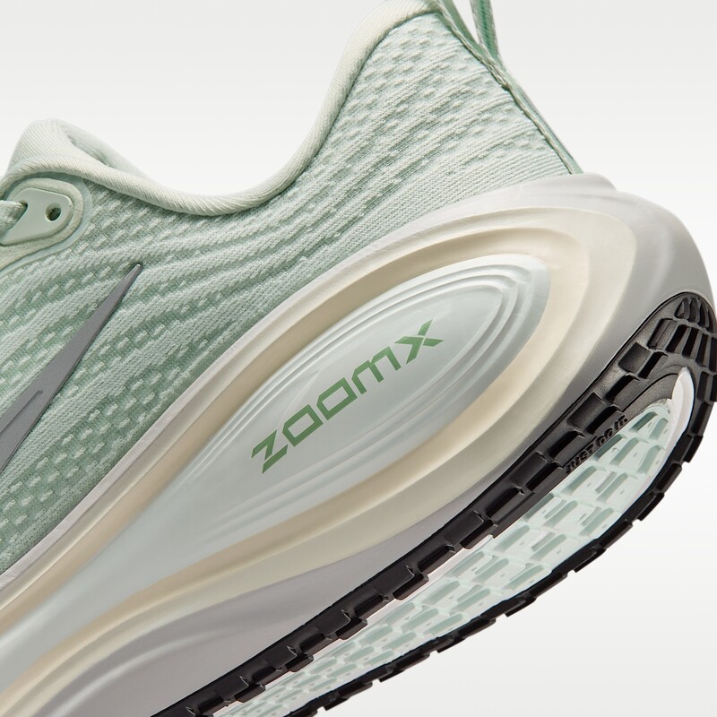 Nike Vomero Plus "Barely Green" | HV8154-004 Nike Vomero Plus "Barely Green" | HV8154-004