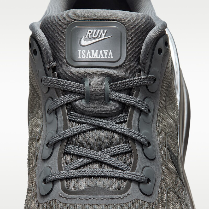 Isamaya Ffrench x Nike Vomero Premium "Smoke Grey" | IR1988-084