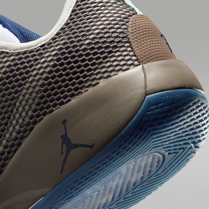 Jordan Luka 77 "Olive Grey" | IF1610-002