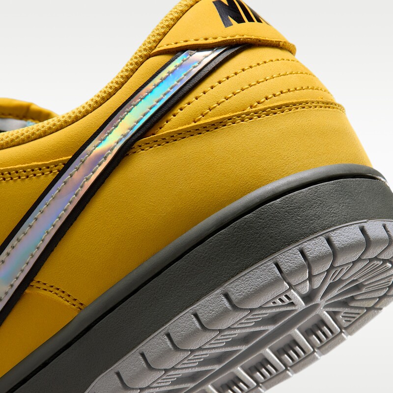 Nike SB Dunk Low Pro "Muni Fast Pass Lightning" | IR1888-700