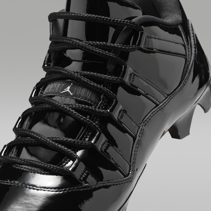 Air Jordan 11 Low TD "Patent Black" | IQ8113-001