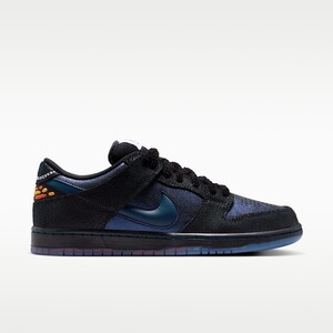 Bluetile x Nike SB Dunk Low "Pitch Blue/Black" | IQ1323-001 Bluetile x Nike SB Dunk Low "Pitch Blue/Black" | IQ1323-001