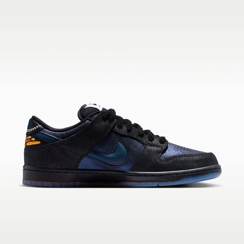 Bluetile x Nike SB Dunk Low "Pitch Blue/Black" | IQ1323-001