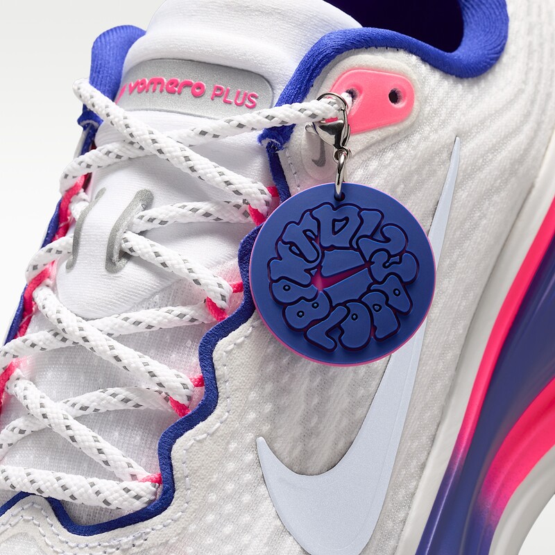Nike Vomero Plus SE "Concord" | IR5893-100 Nike Vomero Plus SE "Concord" | IR5893-100